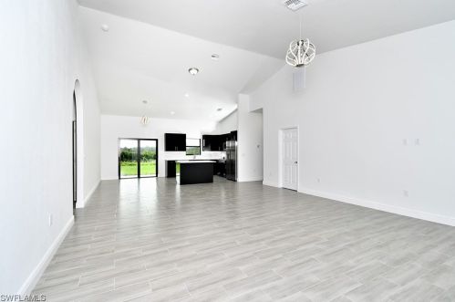 422 Progress Ave, Lehigh Acres FL 33974-0459 exterior