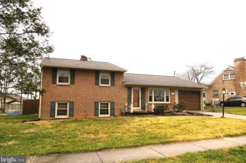 1024 Keith Dr, Hanover, PA 17331-1106