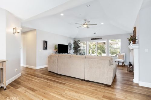245 Plancha Way, Pismo Beach CA  93420-4611 exterior