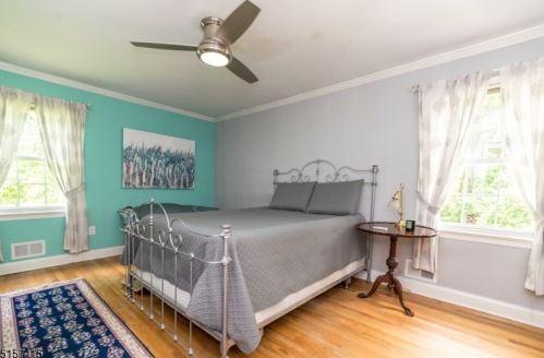 6 Cheryle Way, Annandale NJ  08801-3416 exterior