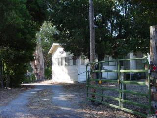 2875 Western Ave, Petaluma, CA 94952-1728