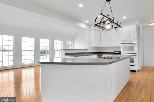 20 Cool Springs Ln, Charles Town WV  25414-4647 exterior