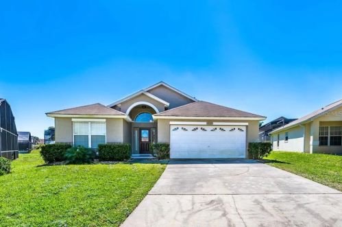 8102 Pomo Dr, Kissimmee, FL 34747-2807