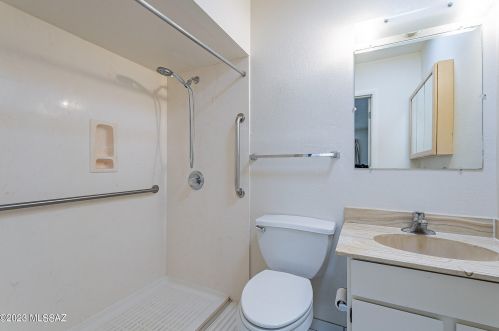 1176 Alpine Cir, Green Valley AZ 85614-1830 exterior