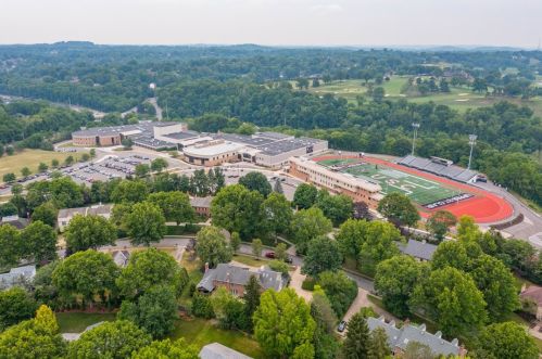 2114 Blairmont Dr, Pittsburgh PA  15241-2205 exterior