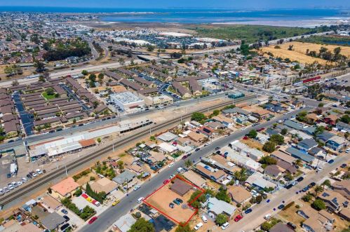 809 Harris Ave, San Diego, CA 92154-1326