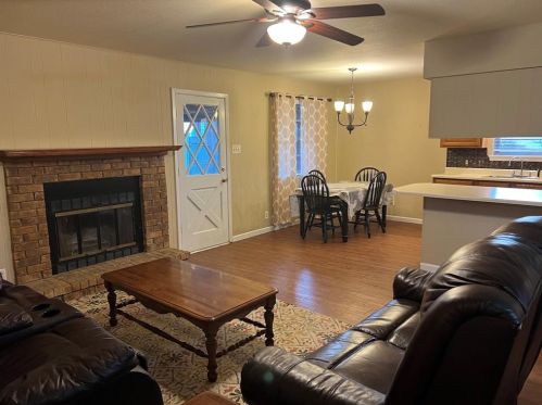 212 Victory St, Bonham, TX 75418-2646