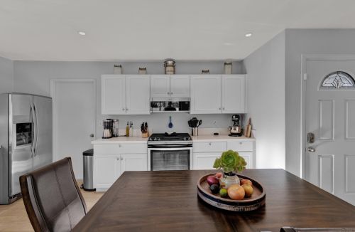 4471 Appleton St, San Diego CA 92117-1909 exterior