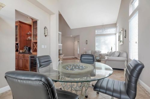 750 Joshua Dr, Hollister CA  95023-5671 exterior