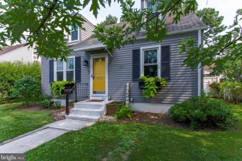 832 Warren St, Pottstown, PA 19464-4337