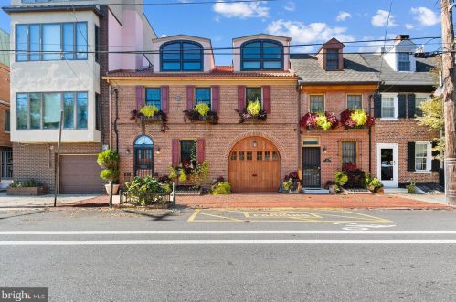 728 Front St, Philadelphia PA  19147-3524 exterior