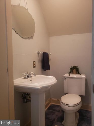 1906 3rd St, Harrisburg PA  17102-1855 exterior