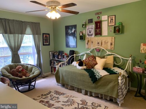 109 Raleigh Rd, Collegeville PA  19473-2803 exterior