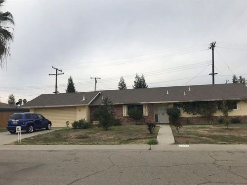3615 Verde Vista St, Visalia, CA 93277-7948