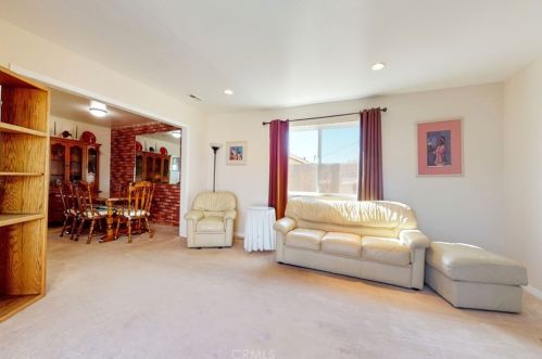 1317 Windsor St, West Covina CA  91790-4629 exterior