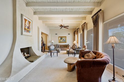 11633 Miller Rd, Scottsdale, AZ 85260-5426