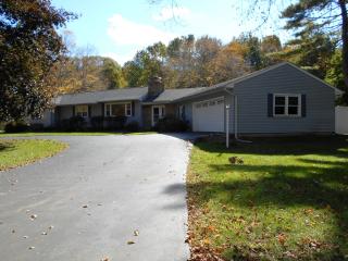 490 Warpas Rd, Madison, CT 06443-2068