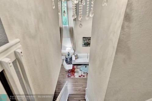 13305 32nd St, Hollywood FL 33027-3911 exterior