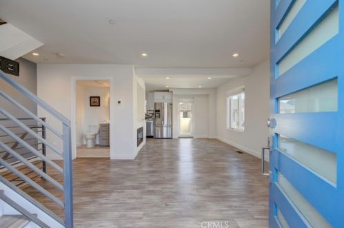 6160 Pacific Coast Hwy, Redondo Beach CA  90277-5907 exterior