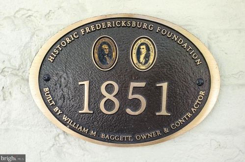 304 Amelia St, Fredericksburg VA  22401-3820 exterior
