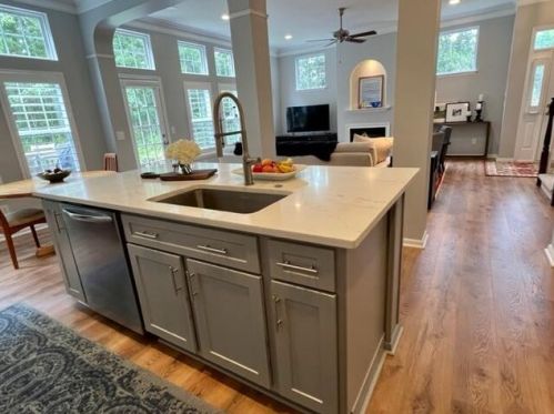 2500 Draymohr Ct, Mount Pleasant SC  29466-7110 exterior