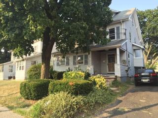 49 Franklin St, Bloomfield, NJ 07003-5755