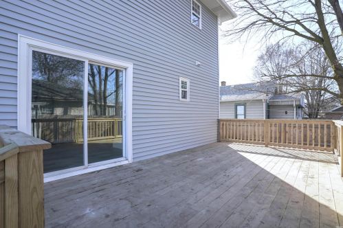 330 Marion St, Mishawaka IN  46545-6512 exterior