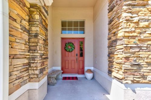 366 Streamview Way, Casselberry, FL 32708-6408