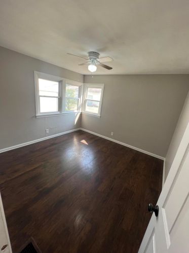 420 Lawnview Ave, Springfield OH 45505-2815 exterior