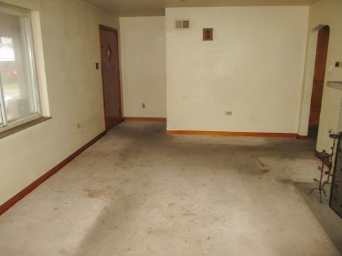 140 Magnolia St, Whitaker PA  15120-2439 exterior