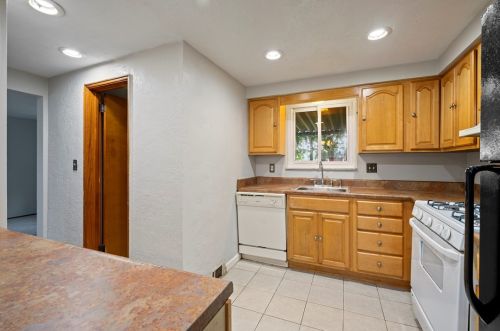 349 Anthon Dr, Pittsburgh PA  15235-3911 exterior