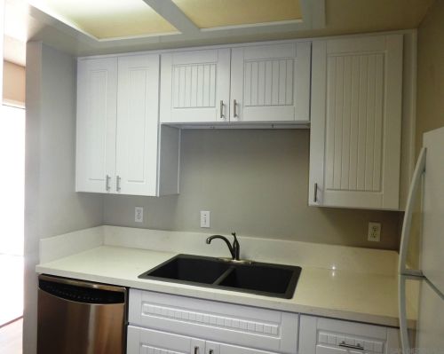 1676 Chalcedony St, San Diego CA 92109-3115 exterior