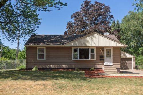 3507 71st St, South Saint Paul MN  55076-2604 exterior