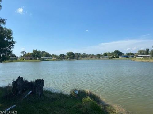 709 Monet St, Lehigh Acres, FL 33936-6729