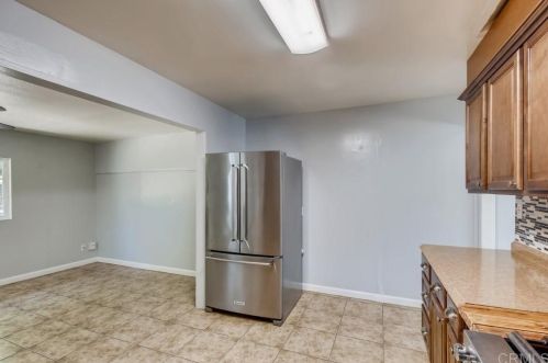 1860 Ensenada St, Lemon Grove CA  91945-3736 exterior