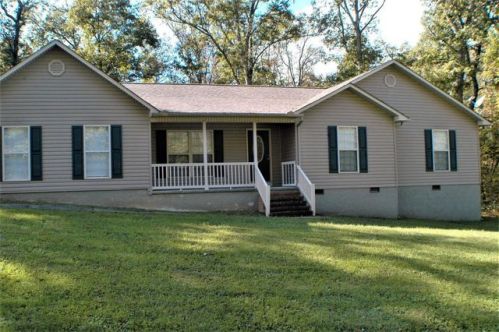 419 Yakama Dr, Crossville, TN 38572-6860