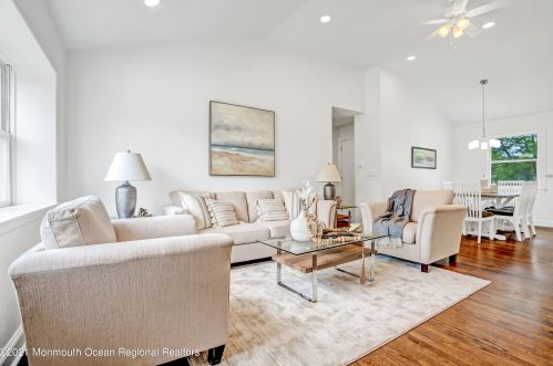 182 Wall St, West Long Branch NJ  07764-1748 exterior