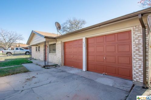 930 Willowbrook St, Copperas Cove, TX 76522-3633