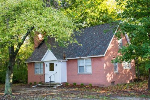 50502 Ironwood Rd, Granger, IN 46530-8536
