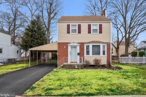 412 Penn Blvd, West Deptford, NJ 08096-2822