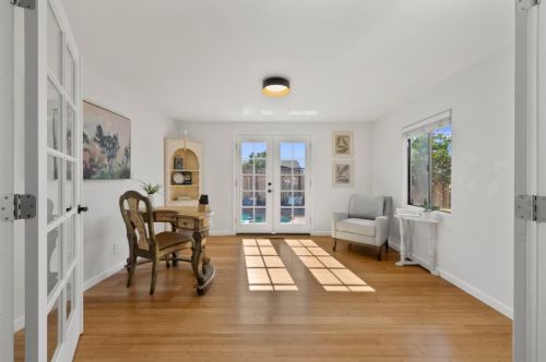 961 Selby Ln, San Jose CA  95127-1151 exterior