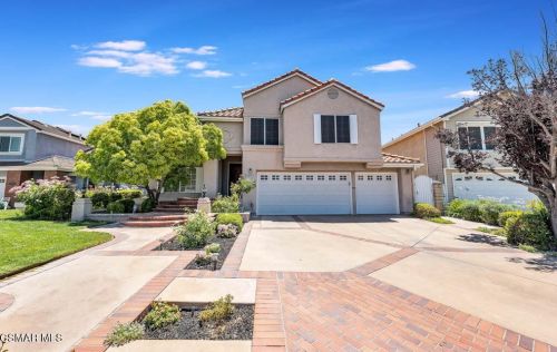 23453 Cloverdale Ct, Santa Clarita, CA 91321-3556