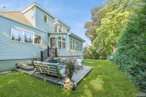 159 Forest Rd, Ridgewood NJ  07452-1914 exterior