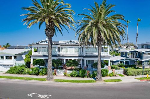441 Ocean Blvd, San Diego, CA 92118-2718