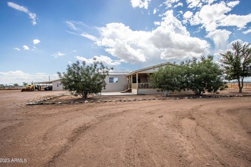 25745 Peters Rd, Casa Grande, AZ 85193-9236