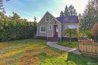 2016 Marine Dr, Bremerton, WA 98312-2056