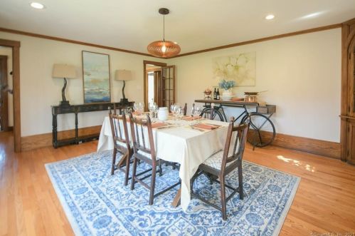 524 Main St, Wallingford CT  06492-1722 exterior