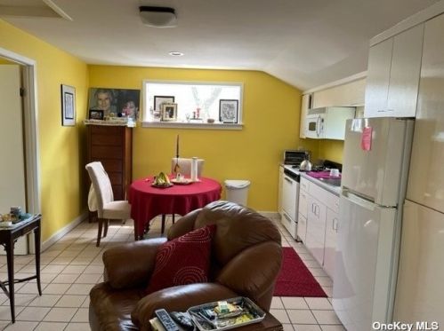 65 Brower Ave, Woodsburgh NY  11598-1746 exterior