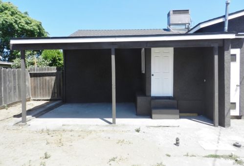 1340 Joseph St, Livingston CA  95334-1626 exterior