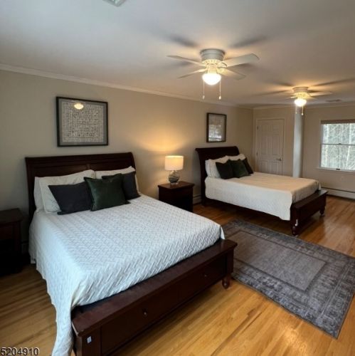 19 Marisa Ct, West Milford NJ  07480-3000 exterior